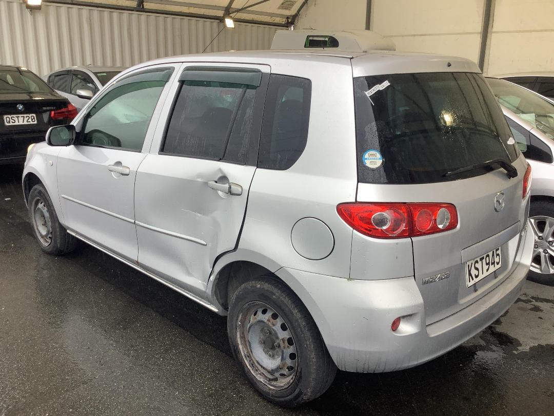 Photo '4' of Mazda Demio