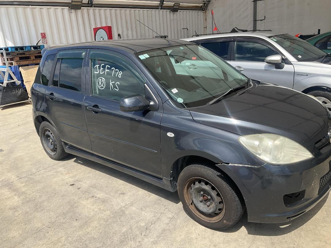 Photo '6' of Mazda Demio