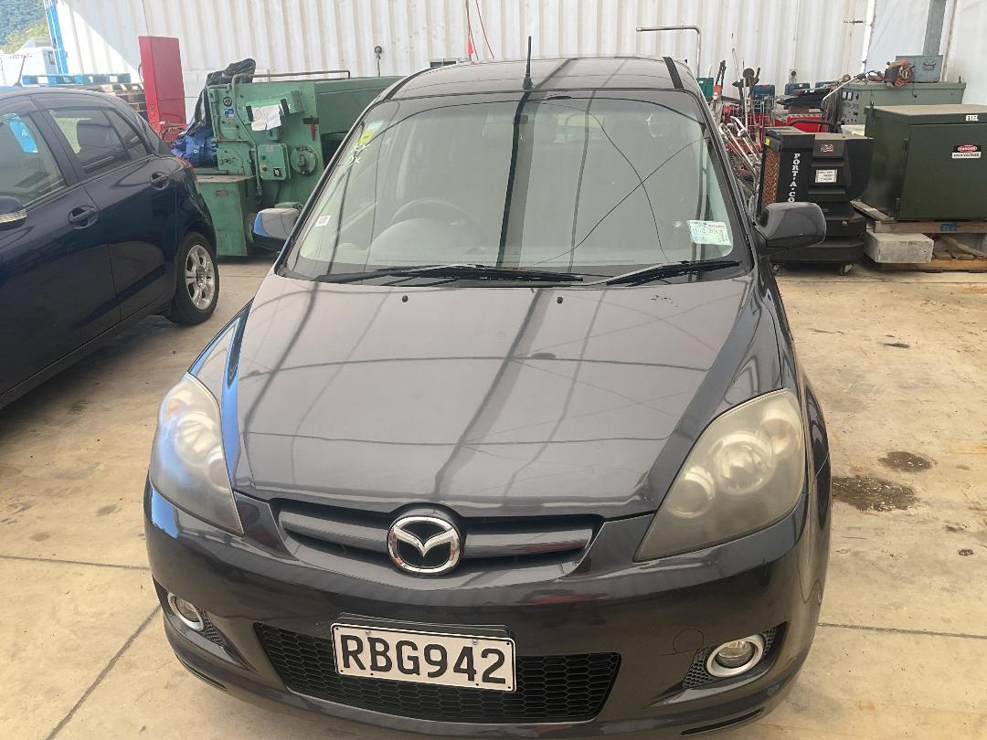 Photo '2' of Mazda Demio