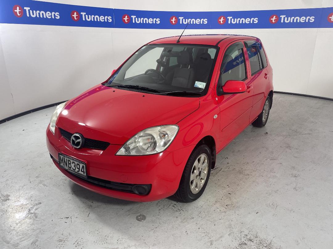 Photo '4' of Mazda Demio Photo '4' of Mazda Demio