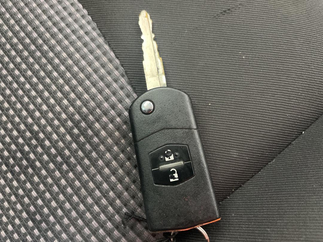 Photo '22' of Mazda Demio Photo '22' of Mazda Demio