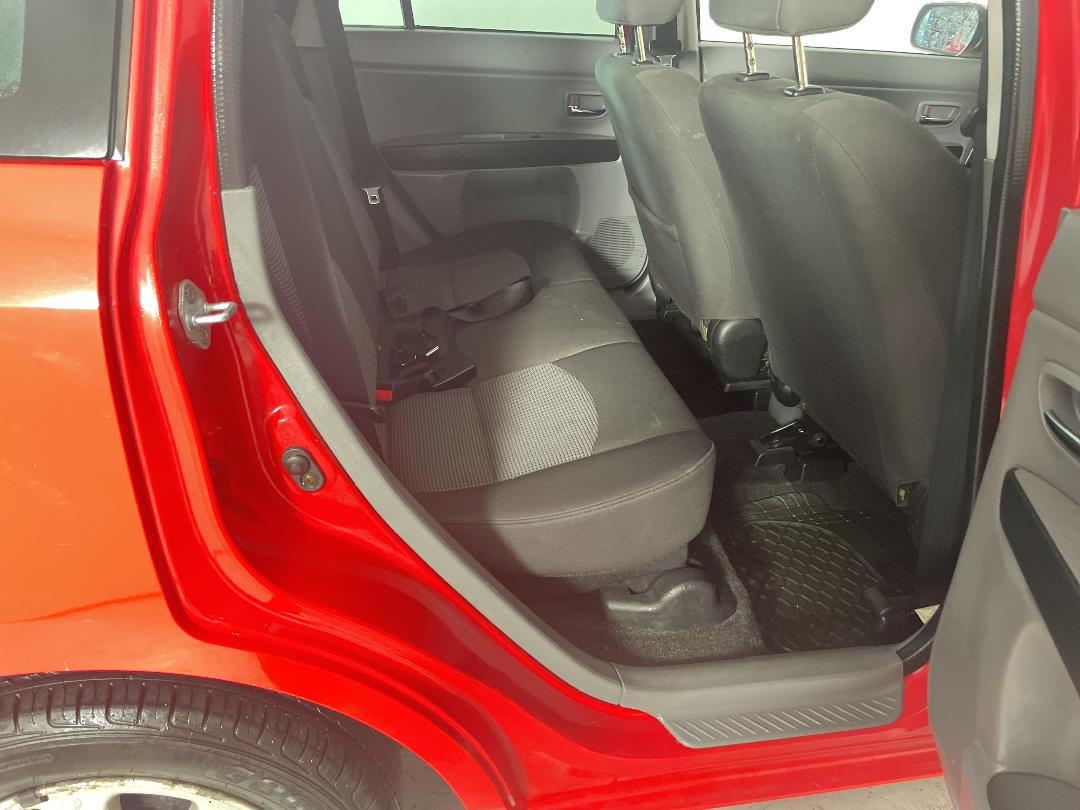 Photo '20' of Mazda Demio Photo '20' of Mazda Demio