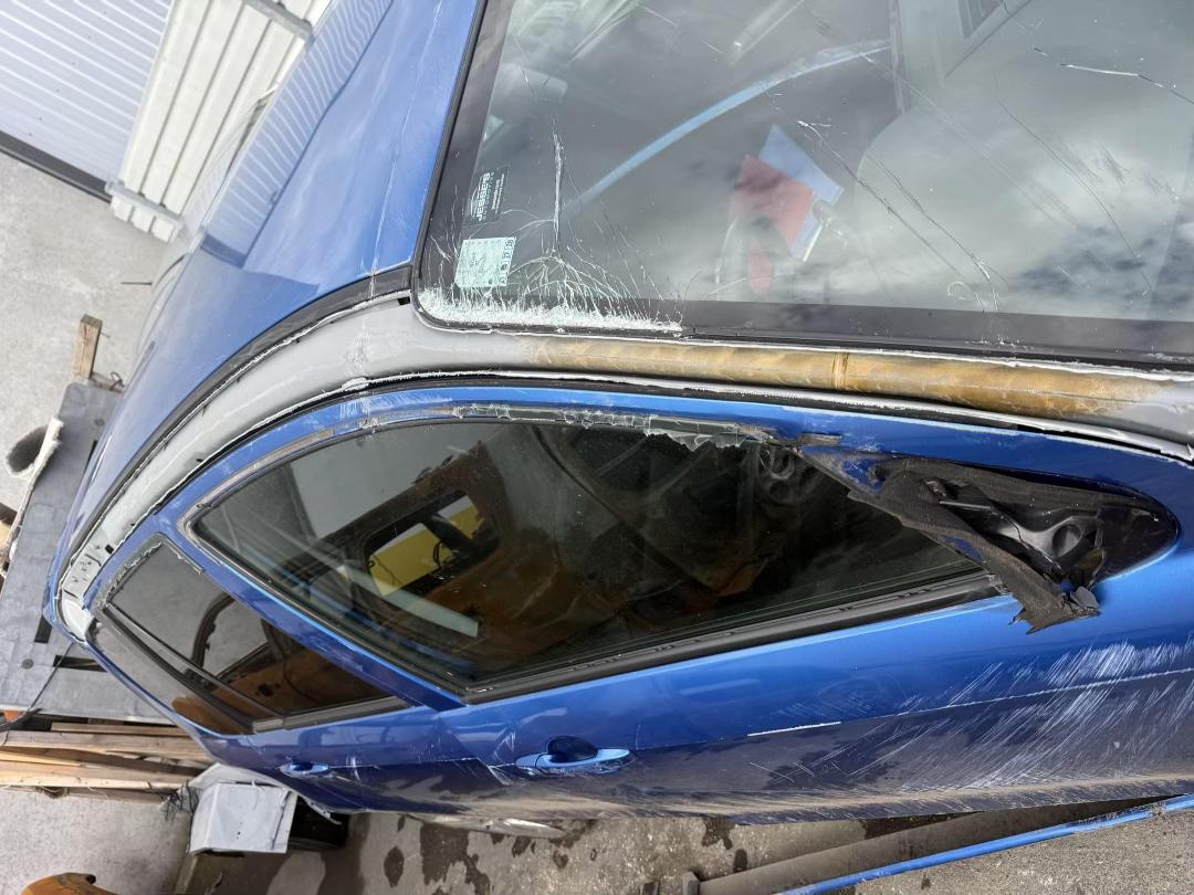 Photo '7' of Mazda Demio