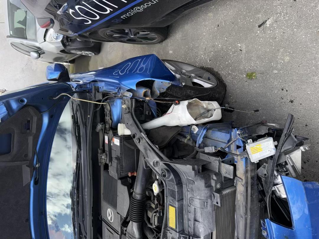 Photo '15' of Mazda Demio