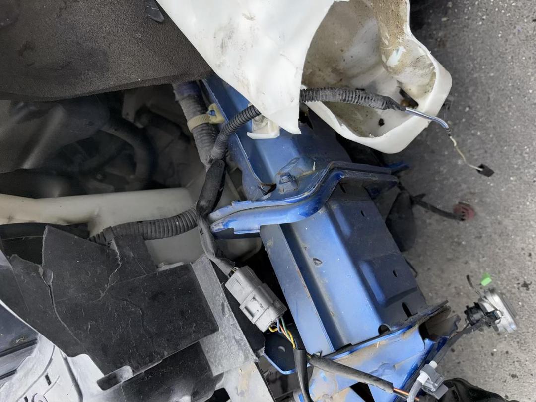 Photo '18' of Mazda Demio