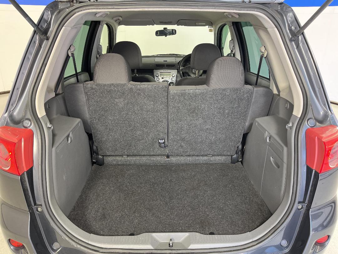 Photo '14' of Mazda Demio Photo '14' of Mazda Demio