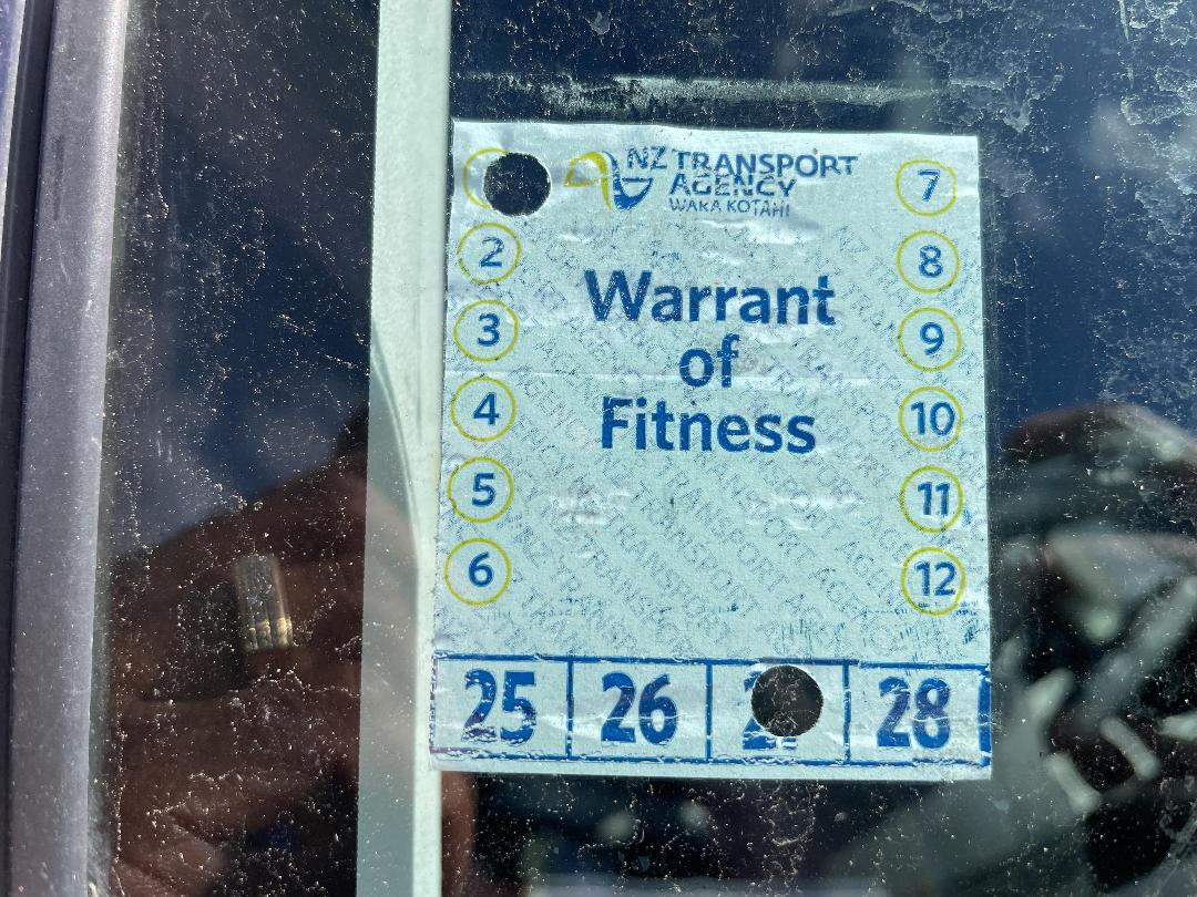 Photo '13' of Mazda Demio Photo '13' of Mazda Demio