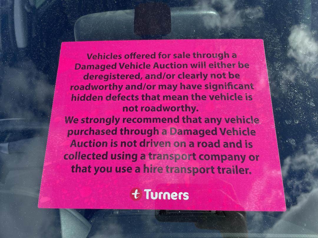 Photo '15' of Mazda Demio Photo '15' of Mazda Demio