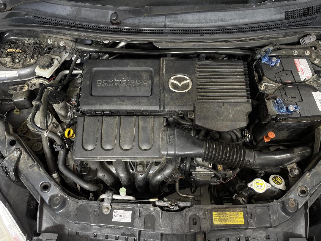 Photo '13' of Mazda Demio