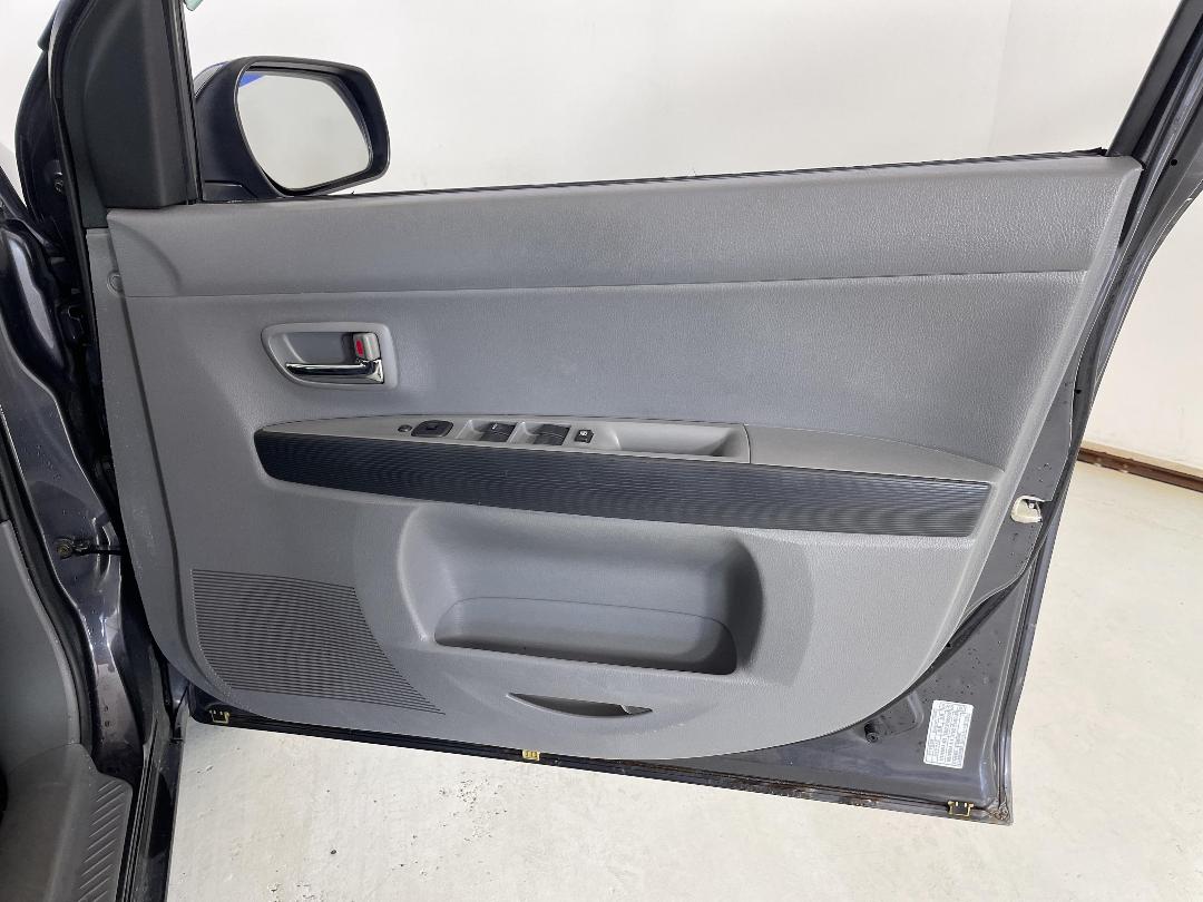 Photo '15' of Mazda Demio