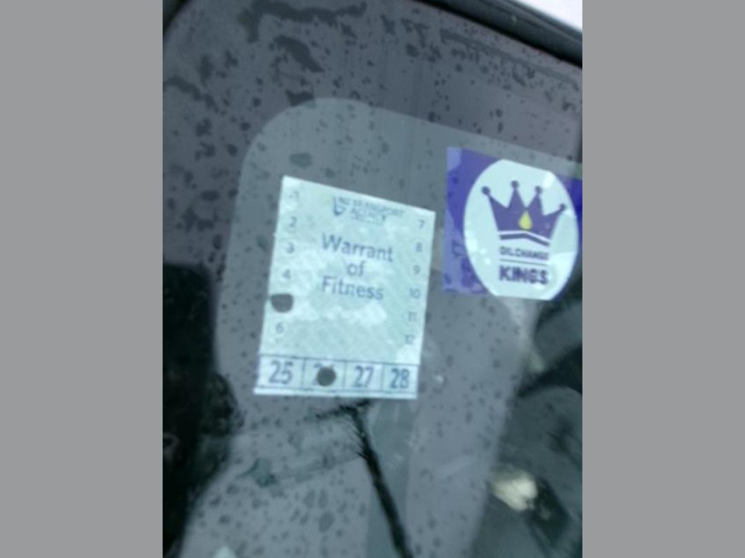 Photo '5' of Mazda Demio