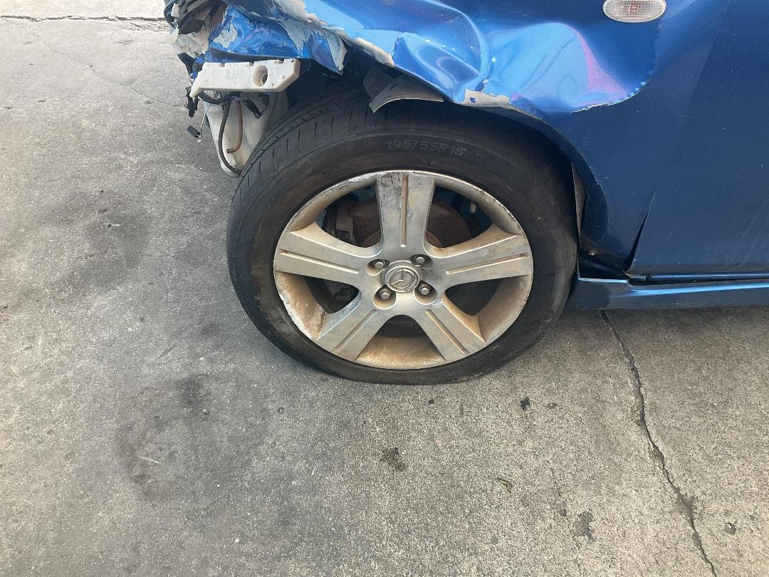 Photo '12' of Mazda Demio