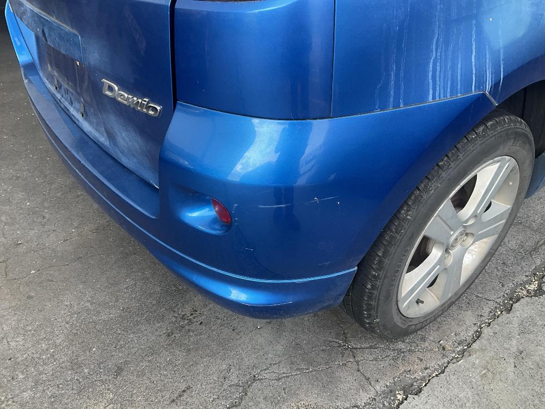 Photo '24' of Mazda Demio