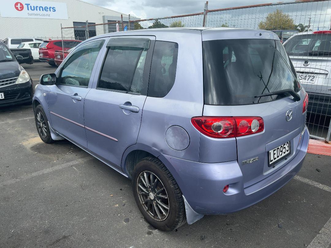 Photo '3' of Mazda Demio