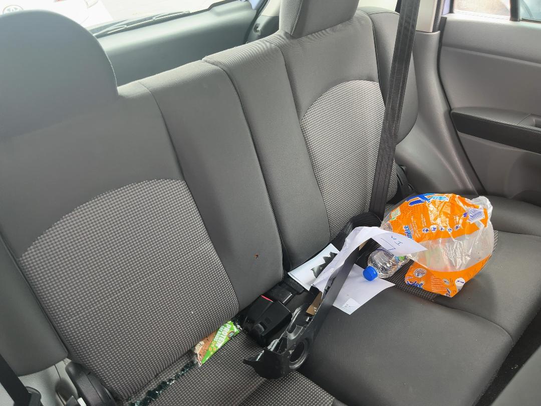 Photo '9' of Mazda Demio