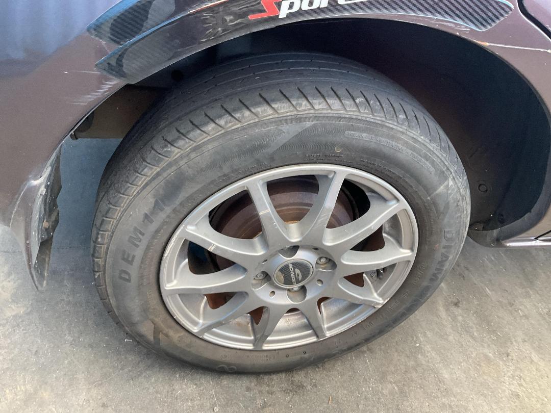 Photo '11' of Mazda Demio