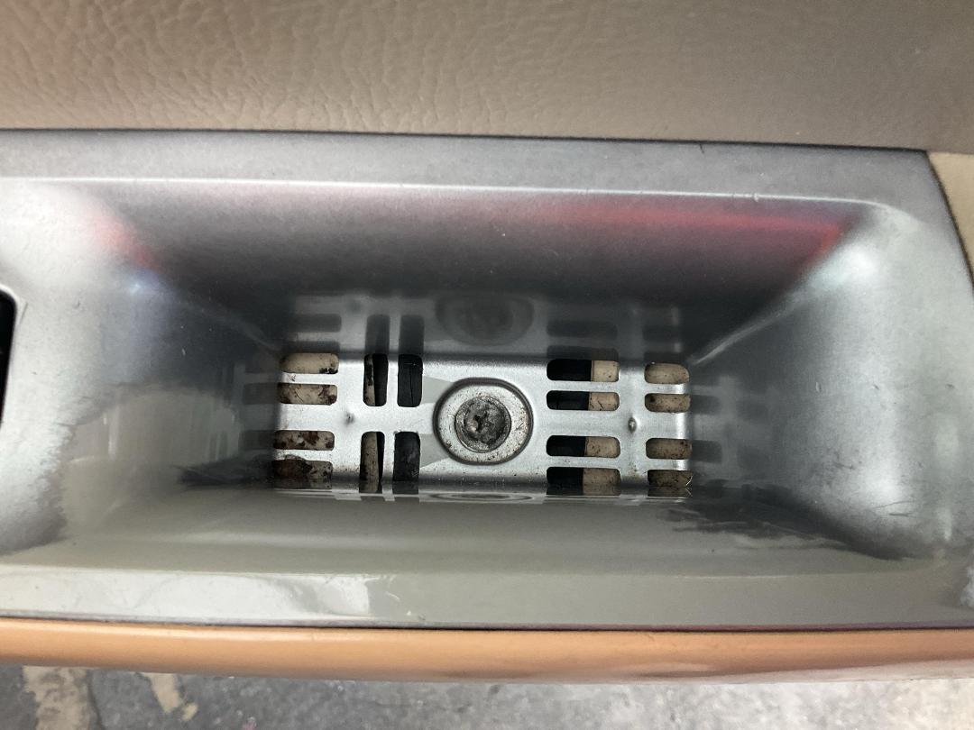 Photo '21' of Mazda Demio