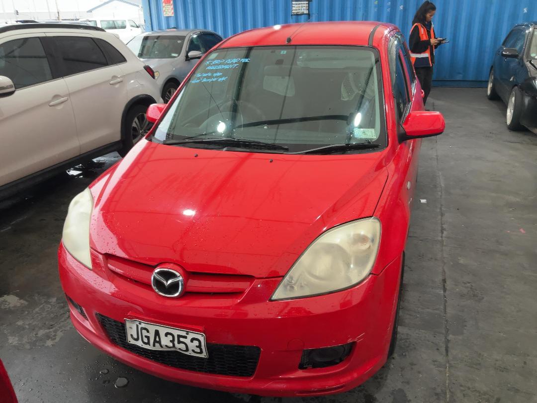 Photo '6' of Mazda Demio