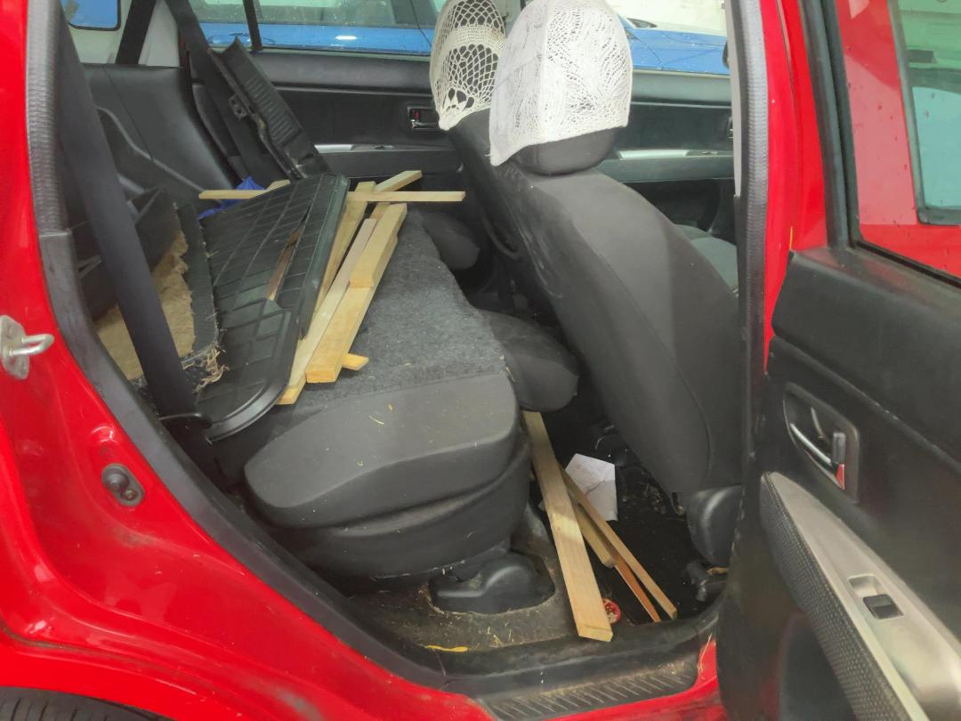 Photo '21' of Mazda Demio