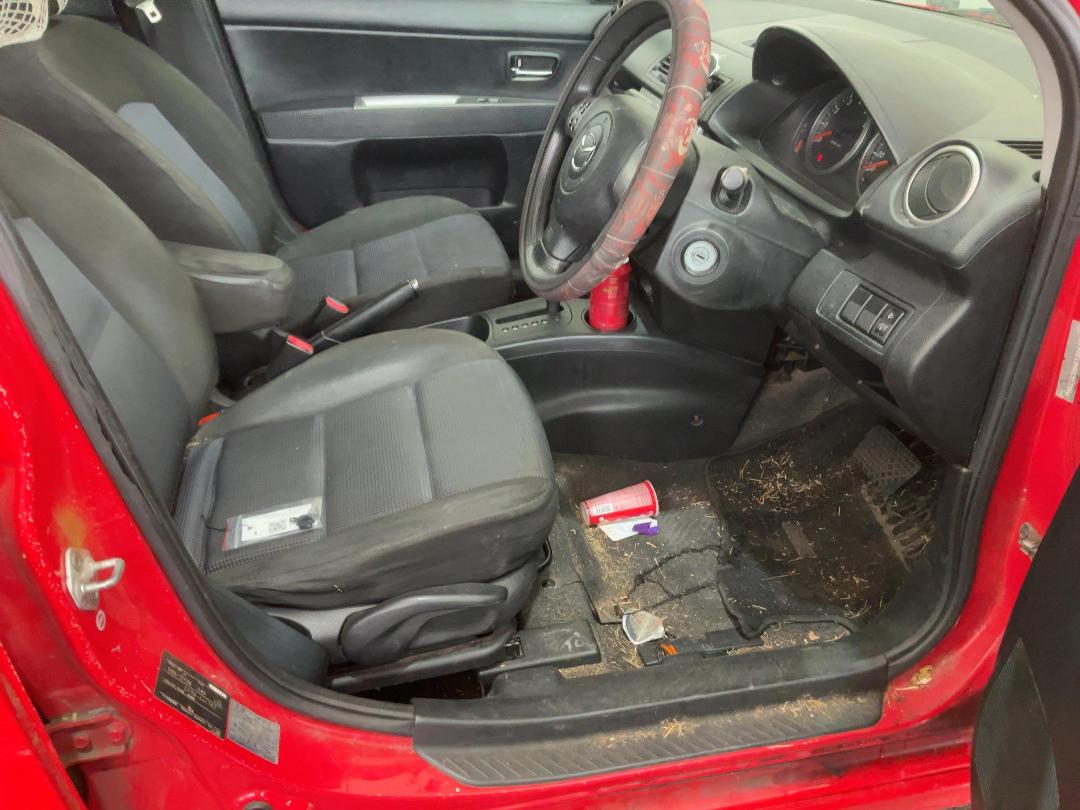 Photo '22' of Mazda Demio