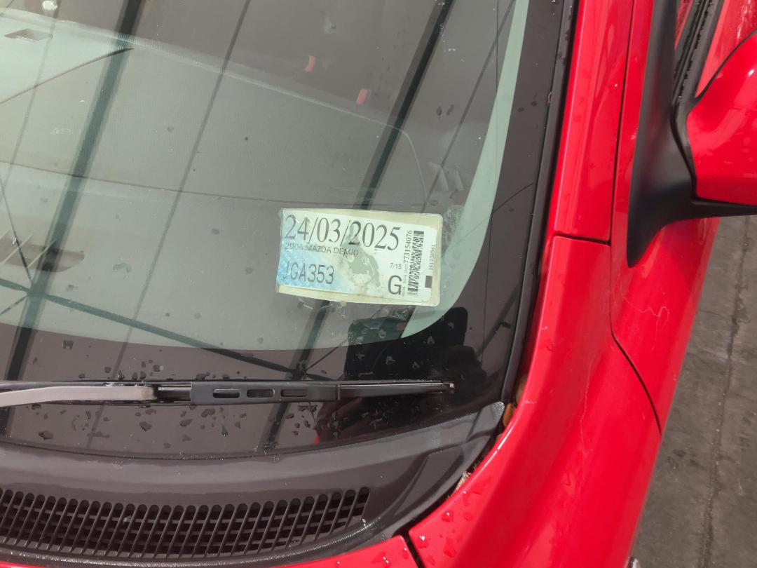 Photo '31' of Mazda Demio