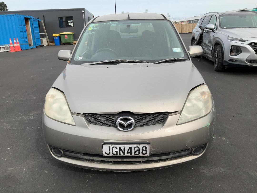 Photo '6' of Mazda Demio Photo '6' of Mazda Demio