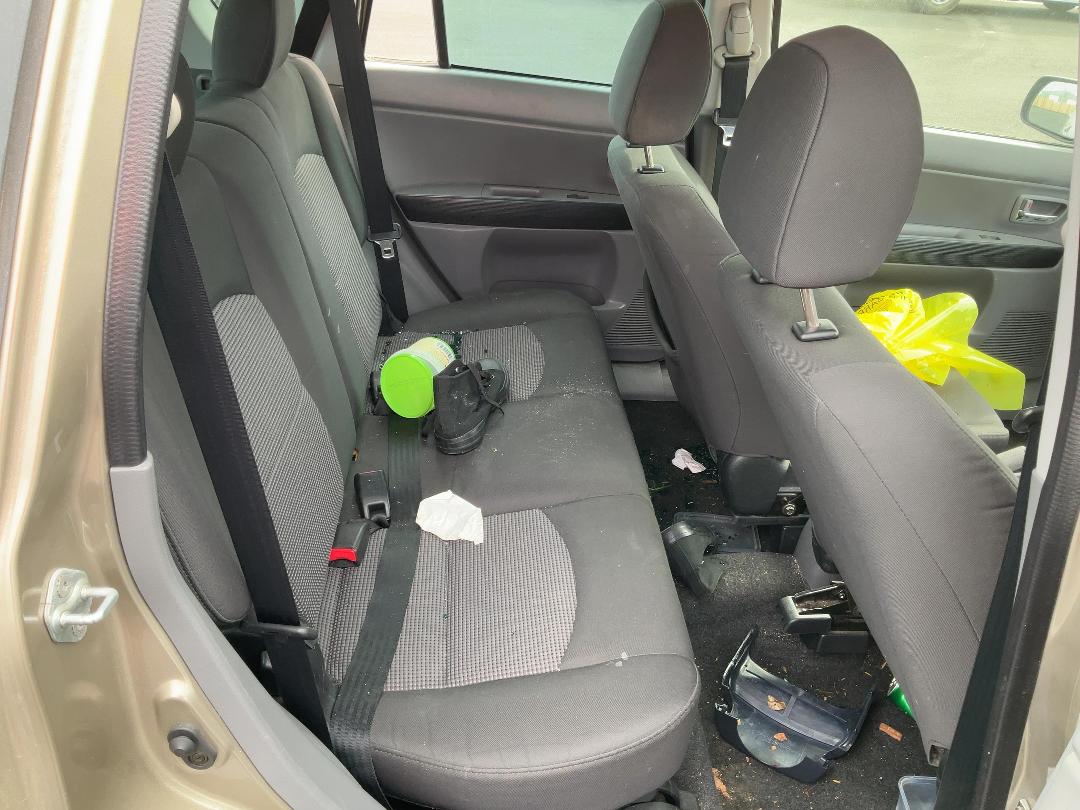 Photo '12' of Mazda Demio Photo '12' of Mazda Demio