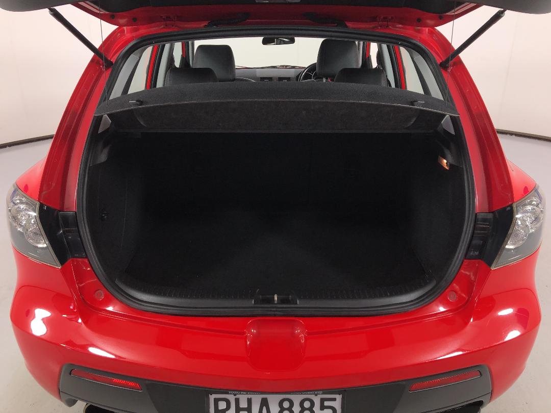 Photo '14' of Mazda Mazda3 Photo '14' of Mazda Mazda3