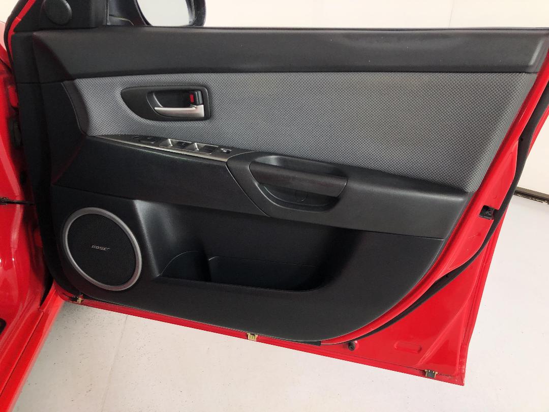 Photo '15' of Mazda Mazda3 Photo '15' of Mazda Mazda3