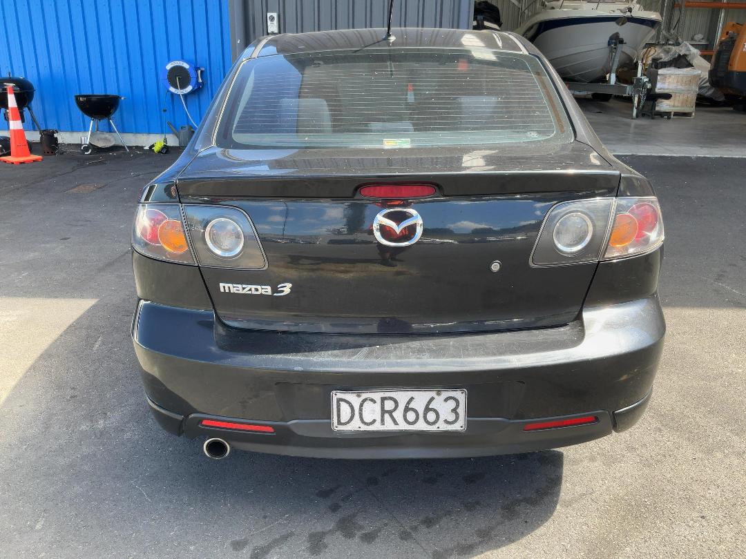 Photo '6' of Mazda Mazda3 SP23