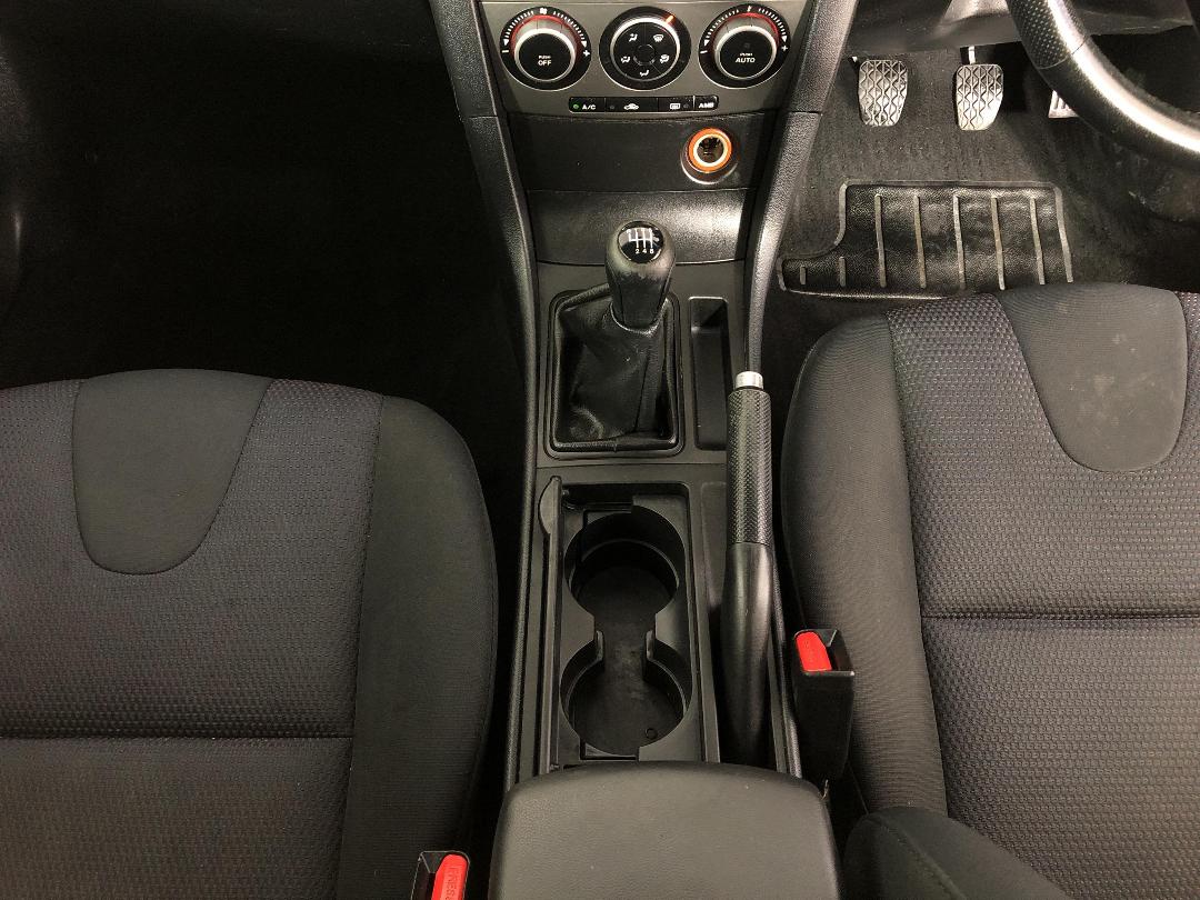 Photo '18' of Mazda Mazda3