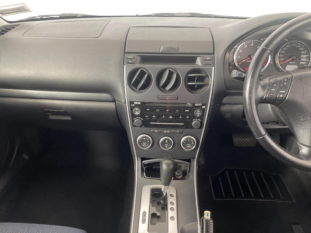 Photo '18' of Mazda Mazda6 Photo '18' of Mazda Mazda6