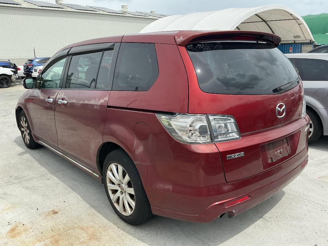 Photo '4' of Mazda MPV Photo '4' of Mazda MPV