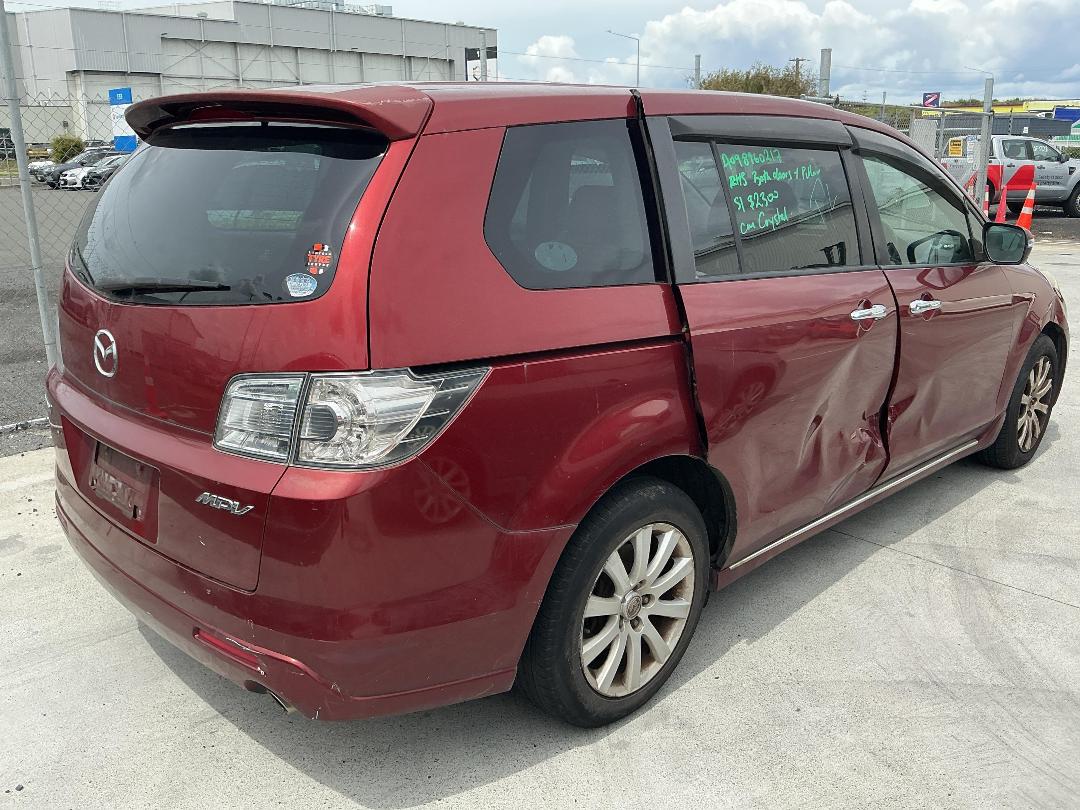 Photo '6' of Mazda MPV Photo '6' of Mazda MPV