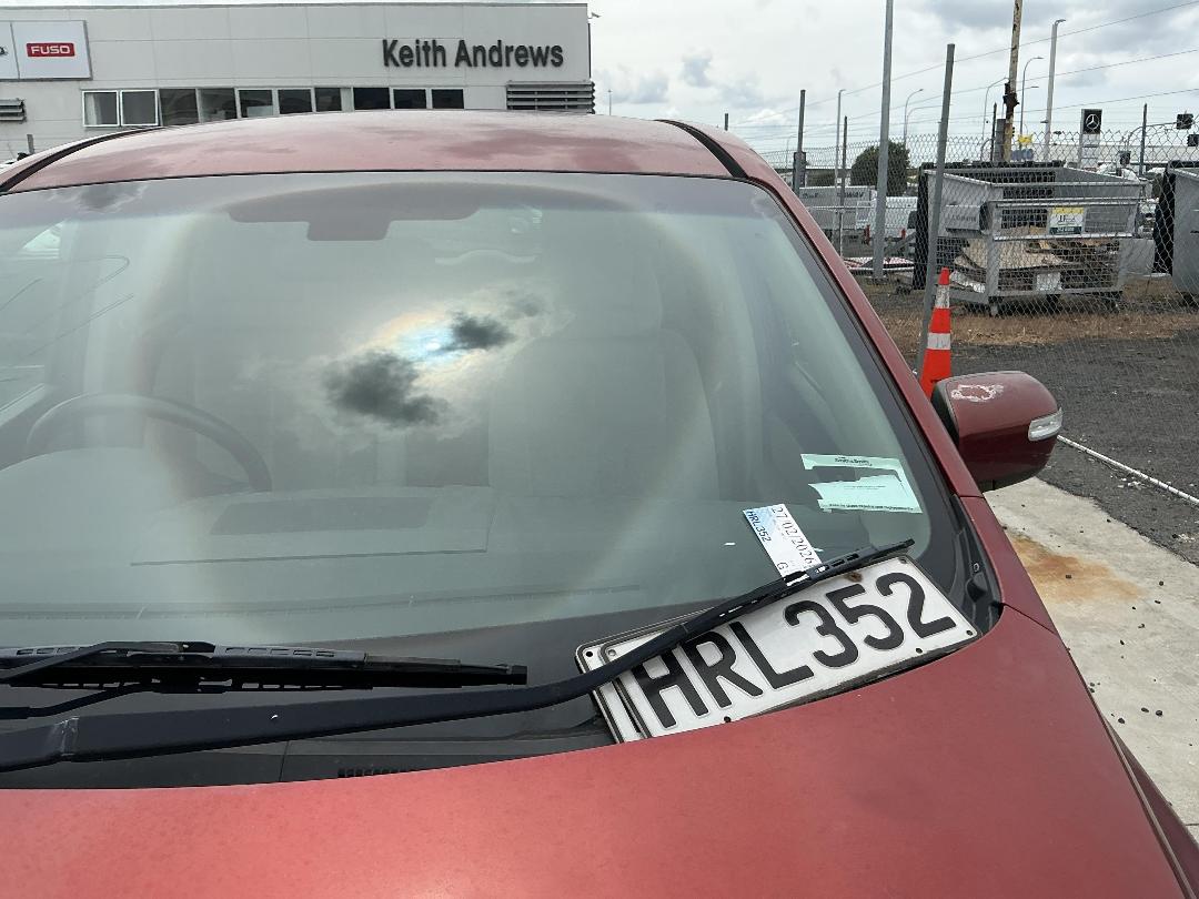 Photo '15' of Mazda MPV Photo '15' of Mazda MPV