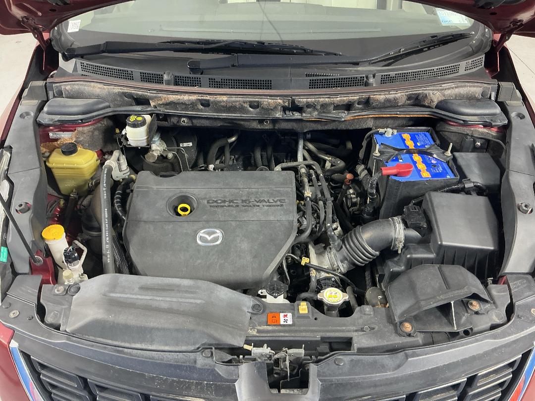 Photo '13' of Mazda MPV