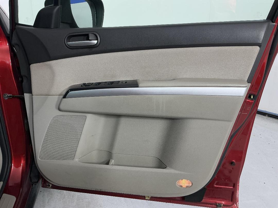 Photo '15' of Mazda MPV