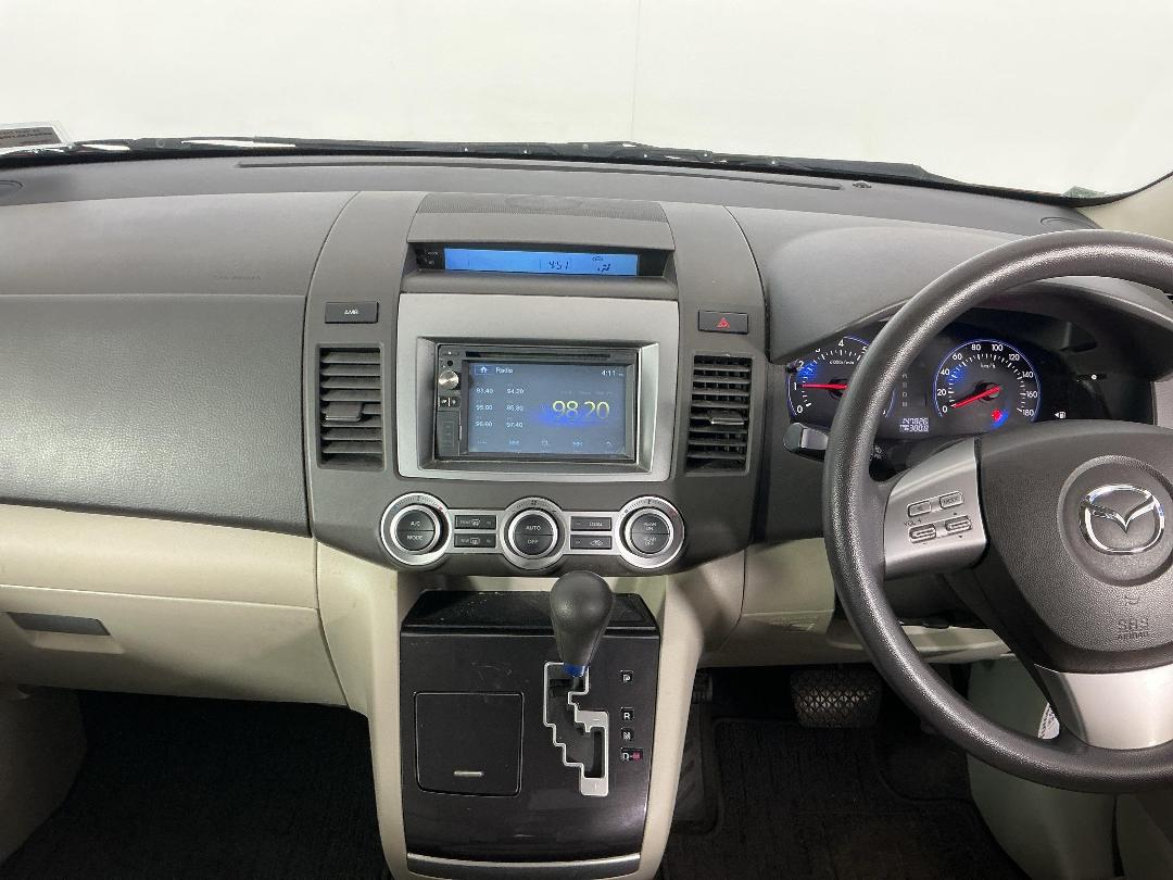 Photo '18' of Mazda MPV