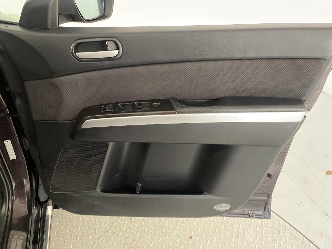 Photo '15' of Mazda MPV Photo '15' of Mazda MPV