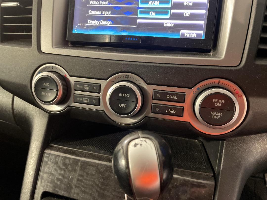 Photo '26' of Mazda MPV Photo '26' of Mazda MPV