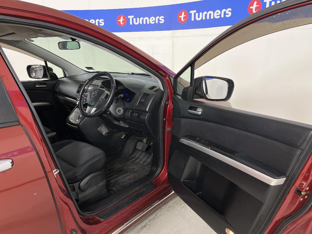 Photo '13' of Mazda MPV