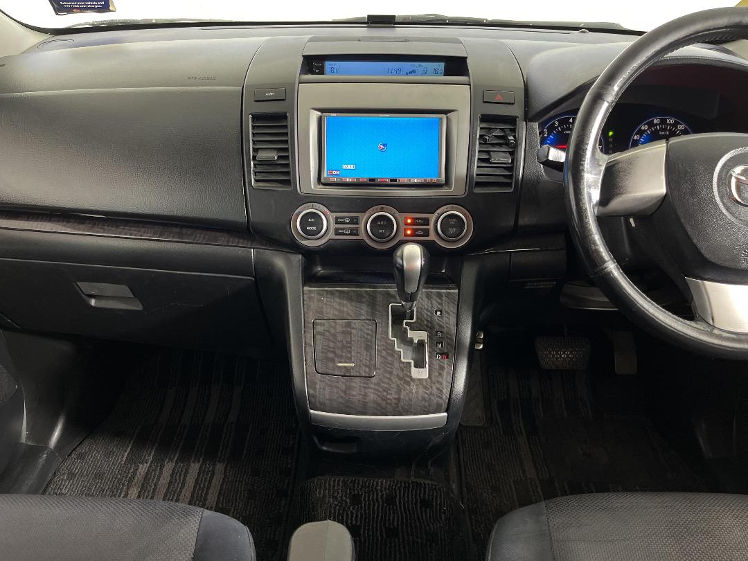 Photo '21' of Mazda MPV