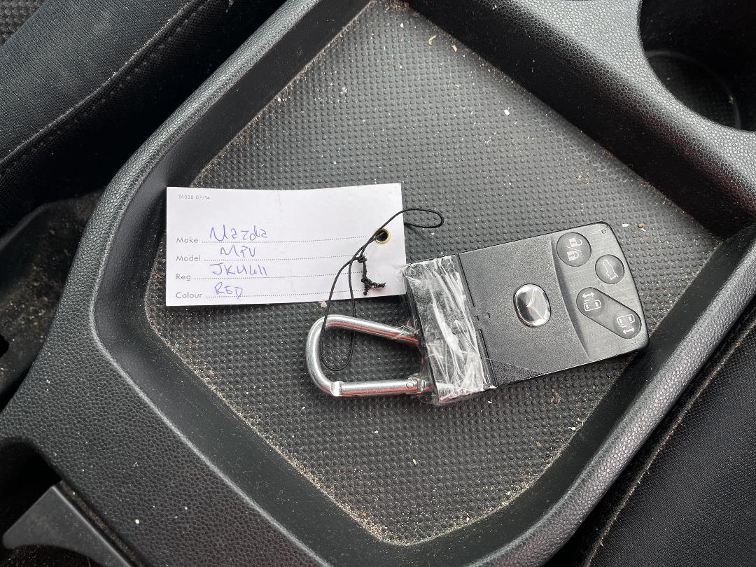 Photo '20' of Mazda MPV