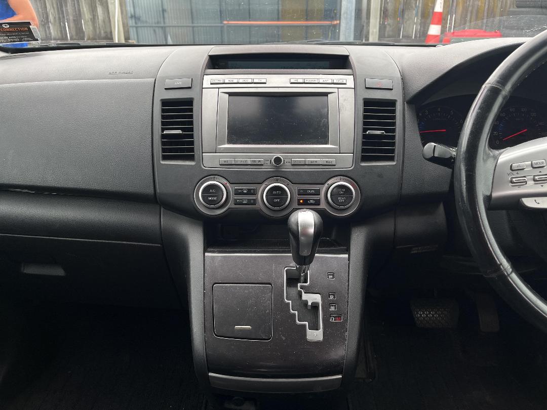 Photo '16' of Mazda MPV