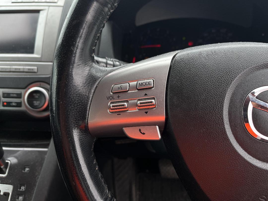 Photo '25' of Mazda MPV