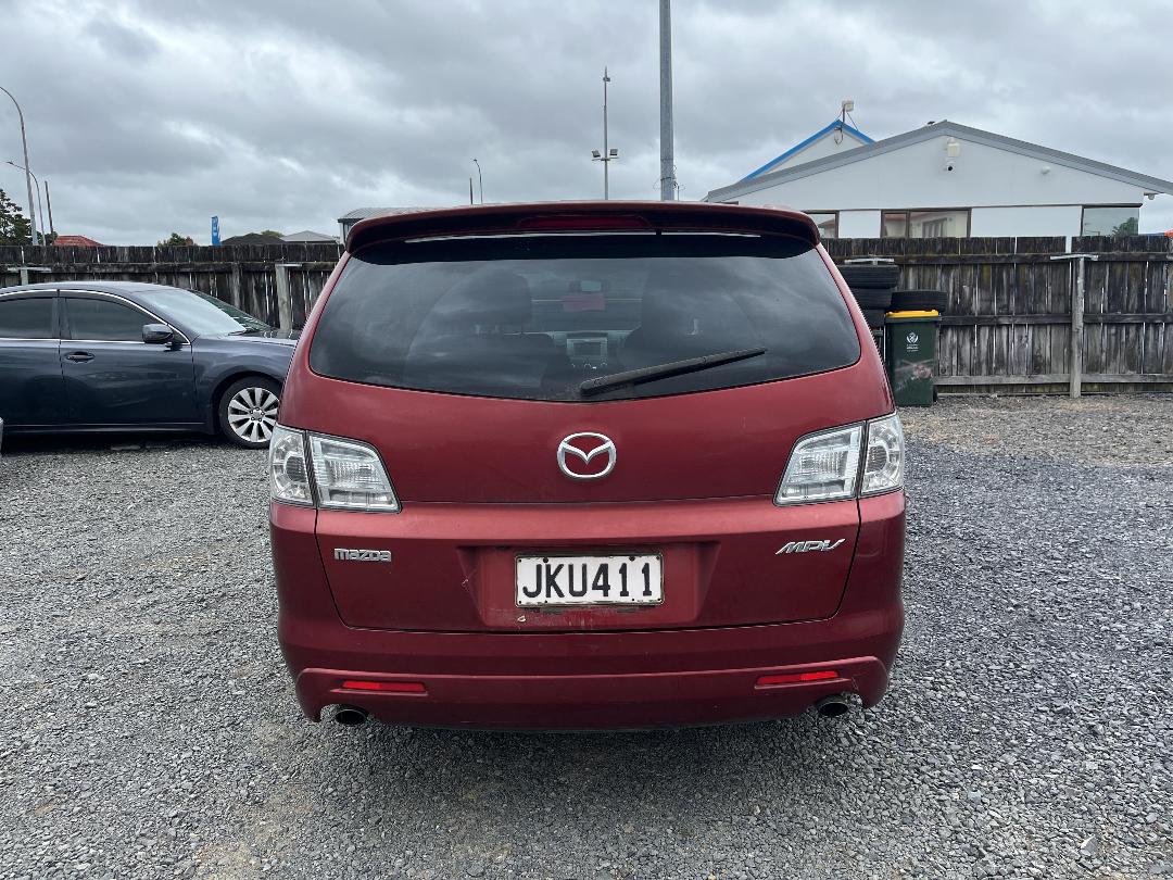 Photo '5' of Mazda MPV