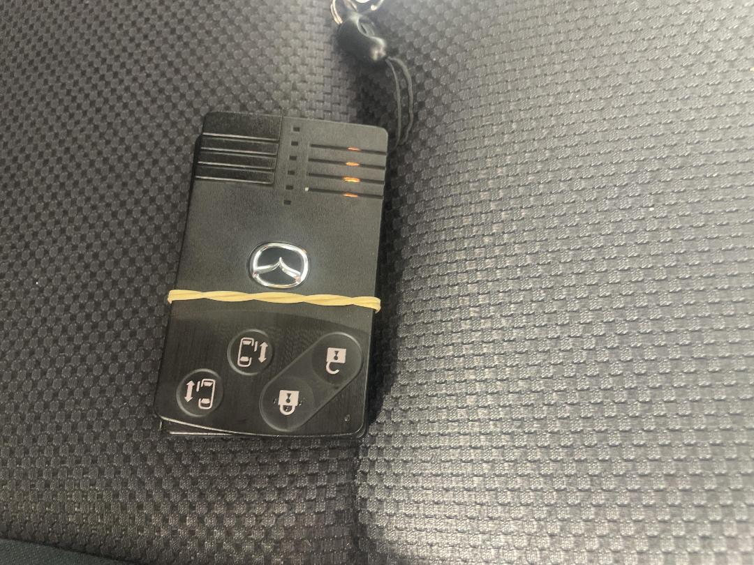 Photo '22' of Mazda MPV