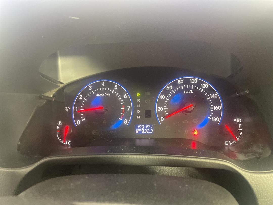 Photo '21' of Mazda MPV