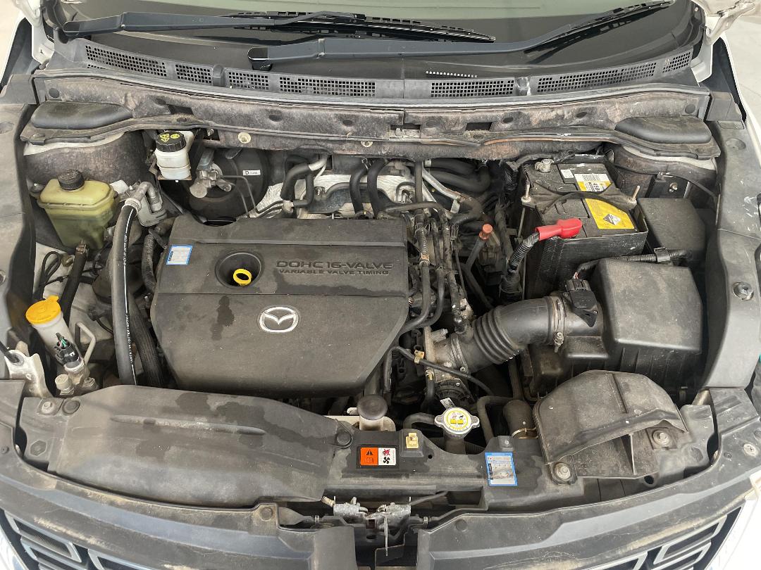 Photo '13' of Mazda MPV Photo '13' of Mazda MPV