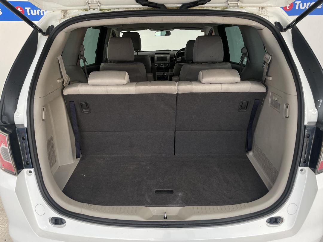 Photo '14' of Mazda MPV Photo '14' of Mazda MPV